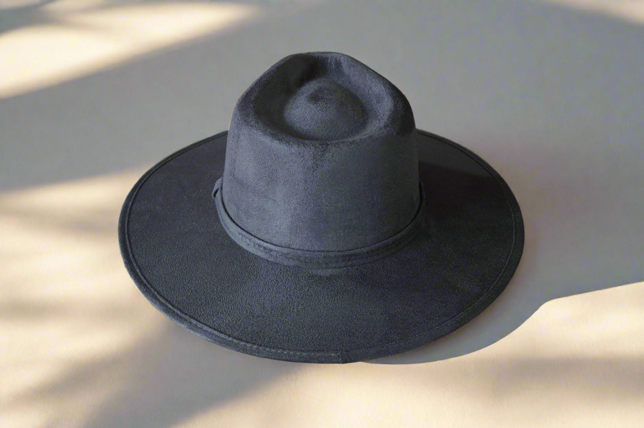 Fedora | ALYSSA