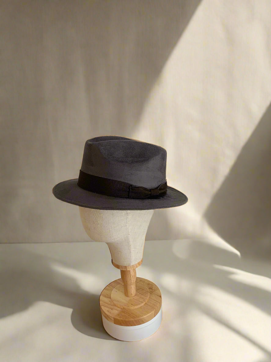 Trilby | GINSTER