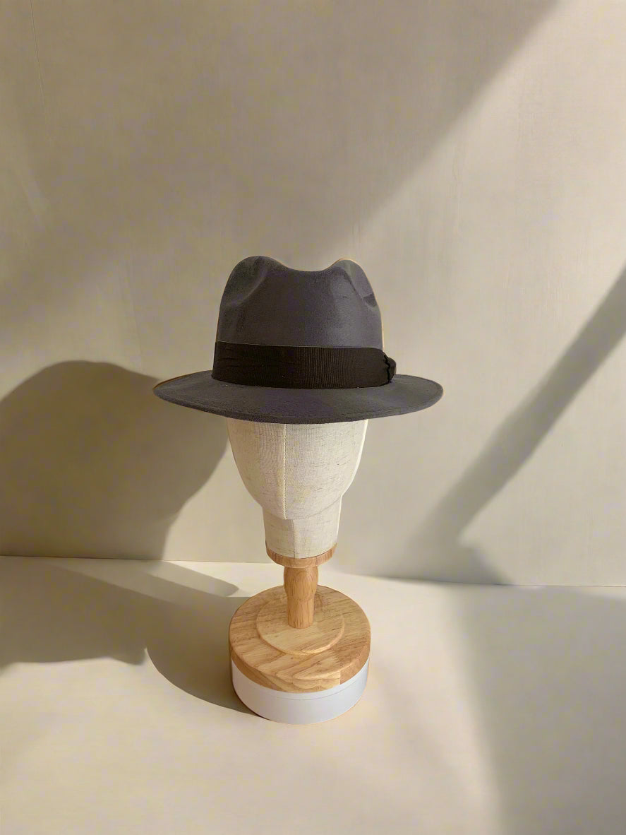 Trilby | GINSTER