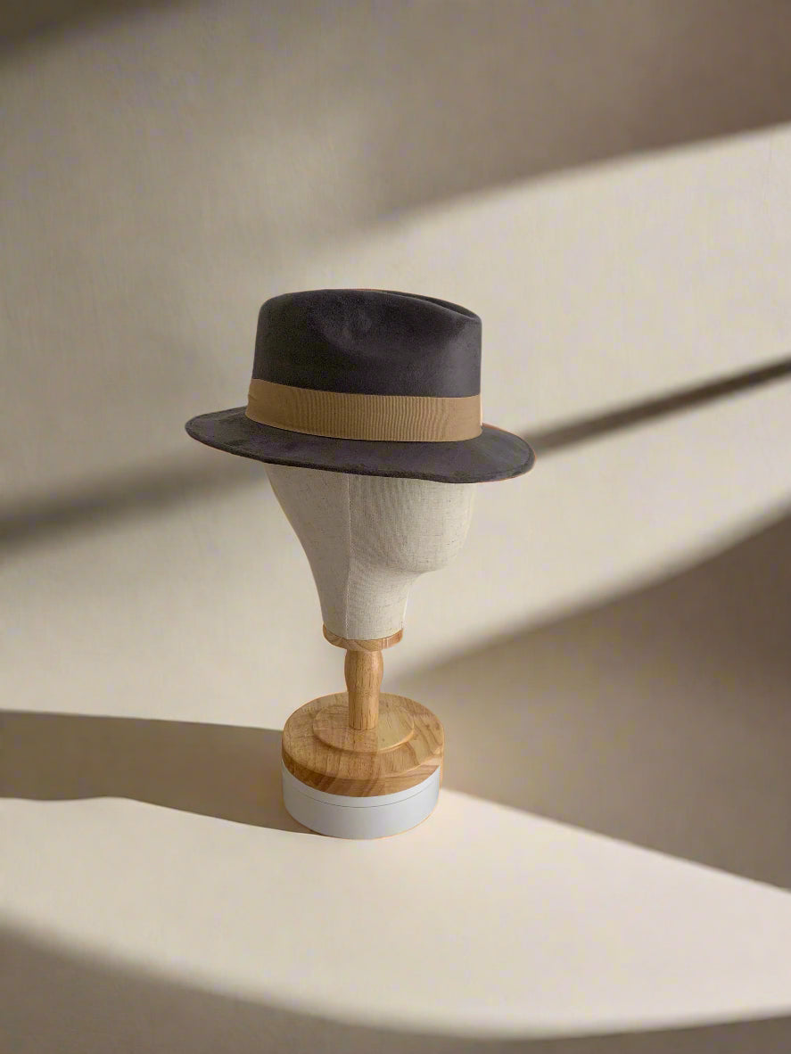 Trilby | GINSTER