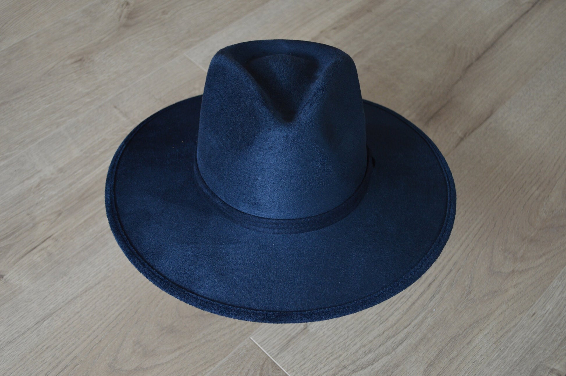 Fedora | DIANELLA