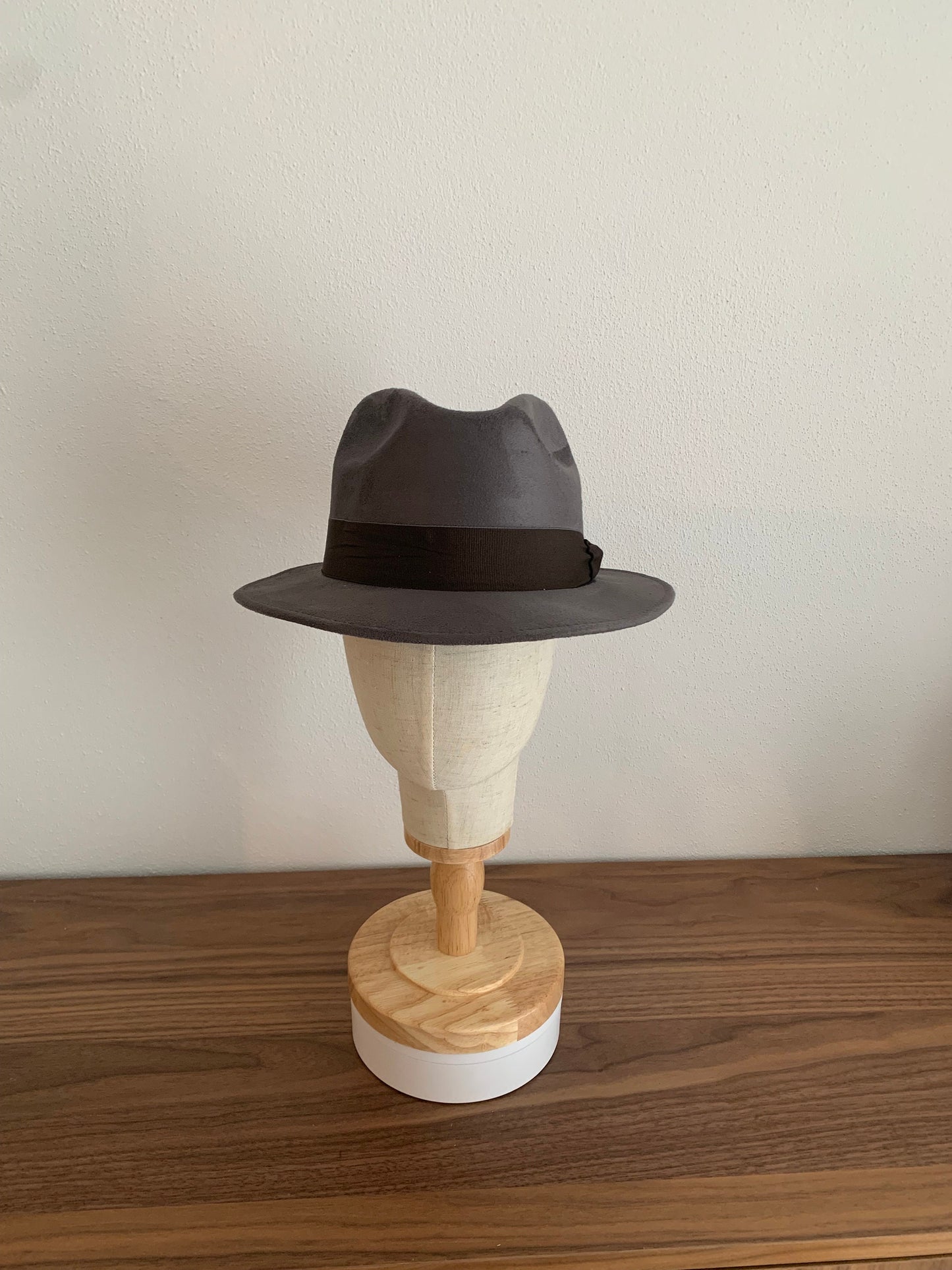 Trilby | GINSTER