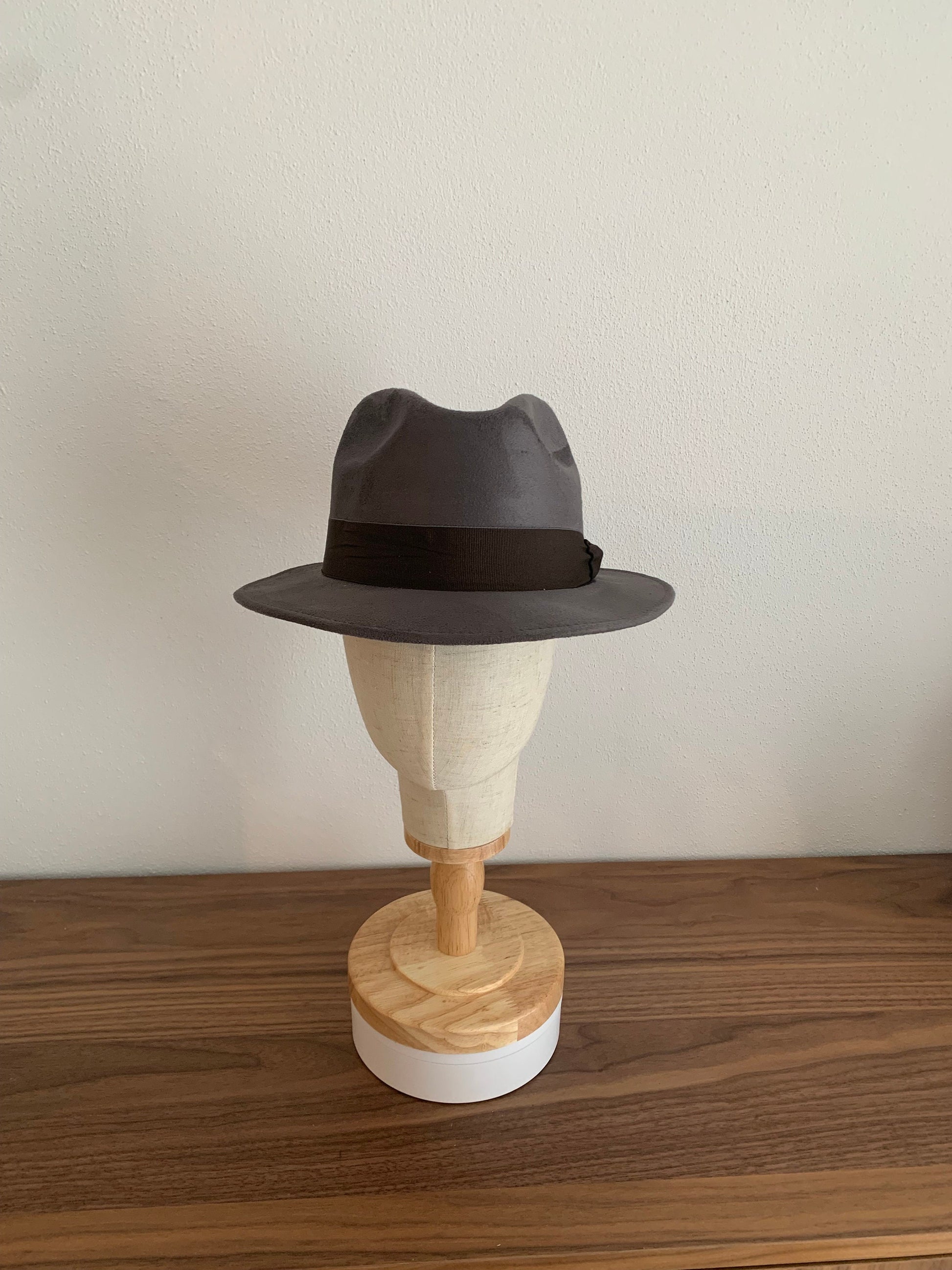 Trilby | GINSTER