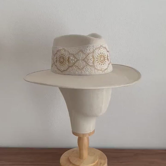 Fedora Hut Breiter Krempe Handgemachter Hut Flacher Rand Boho Hut | Wildleder Ivory Hut